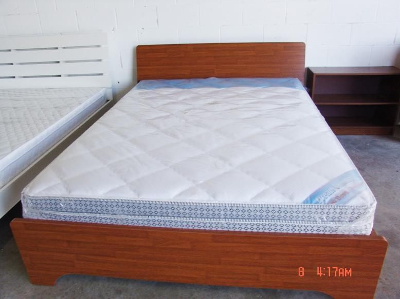 Mattress008.jpg