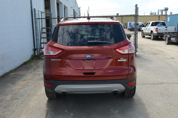 2015_Ford_Escape_871389100.JPG