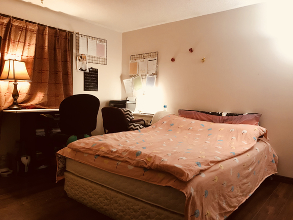 Rent_PicturesUpper_bedroom1_1_r1.jpg