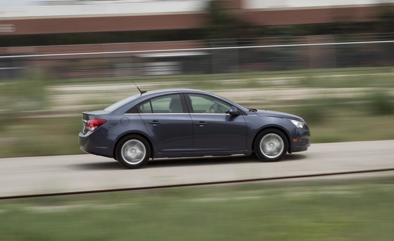 2014-chevrolet-cruze-20td-photo-536965-s-1280x782.jpg