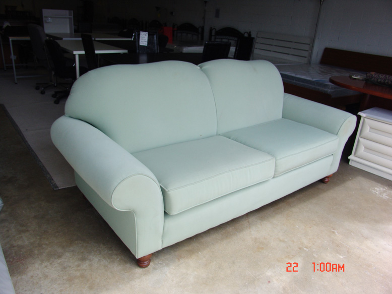 sofa-green-002.jpg